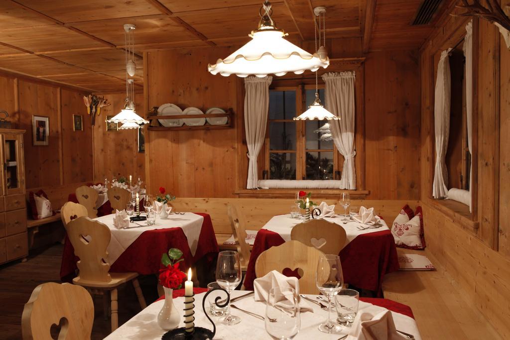 Hotel Hubertusstube Laion Luaran gambar