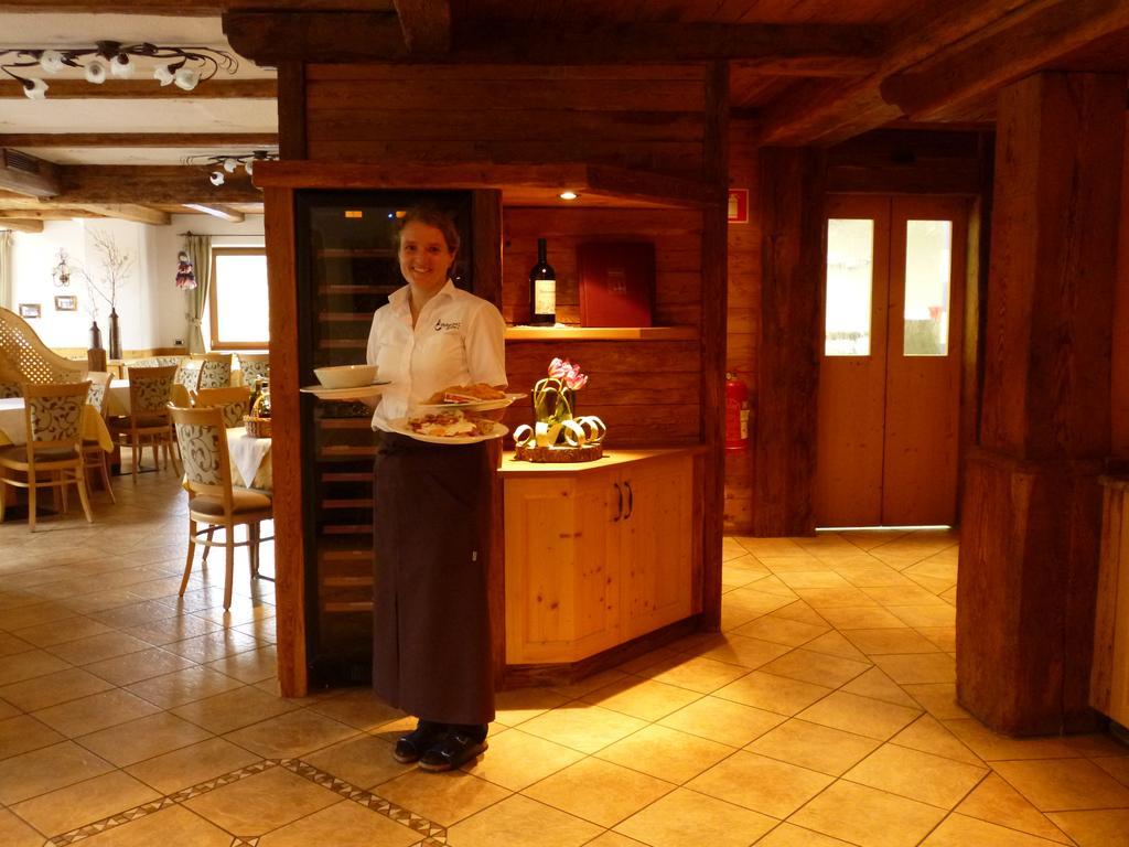 Hotel Hubertusstube Laion Luaran gambar
