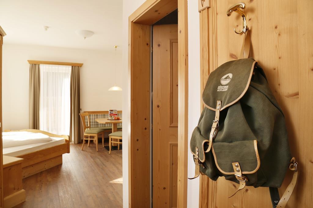 Hotel Hubertusstube Laion Luaran gambar