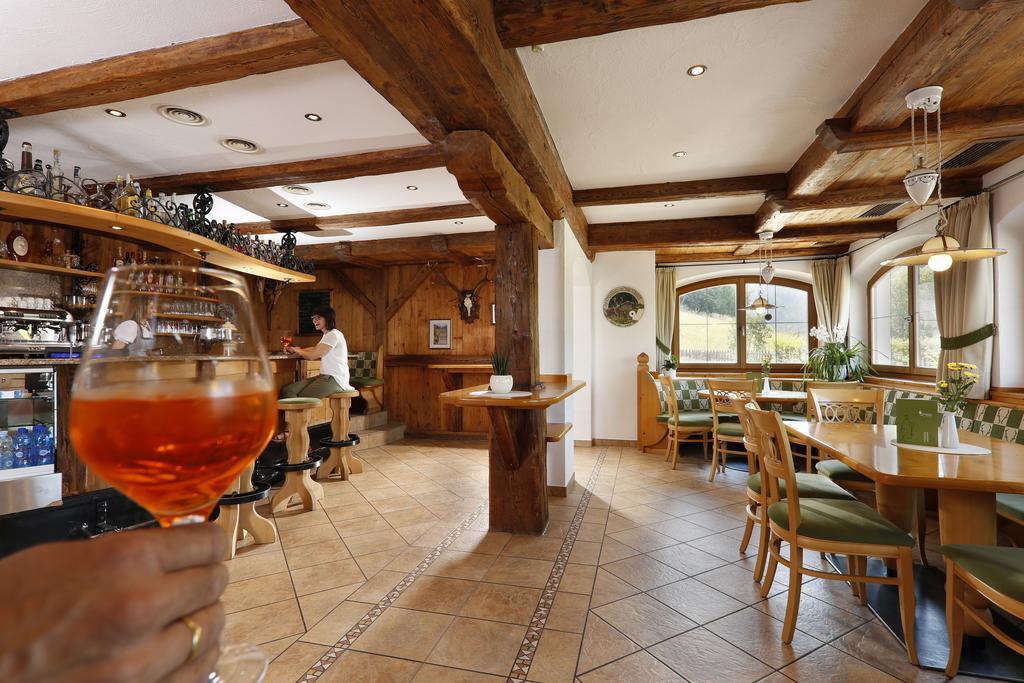 Hotel Hubertusstube Laion Luaran gambar